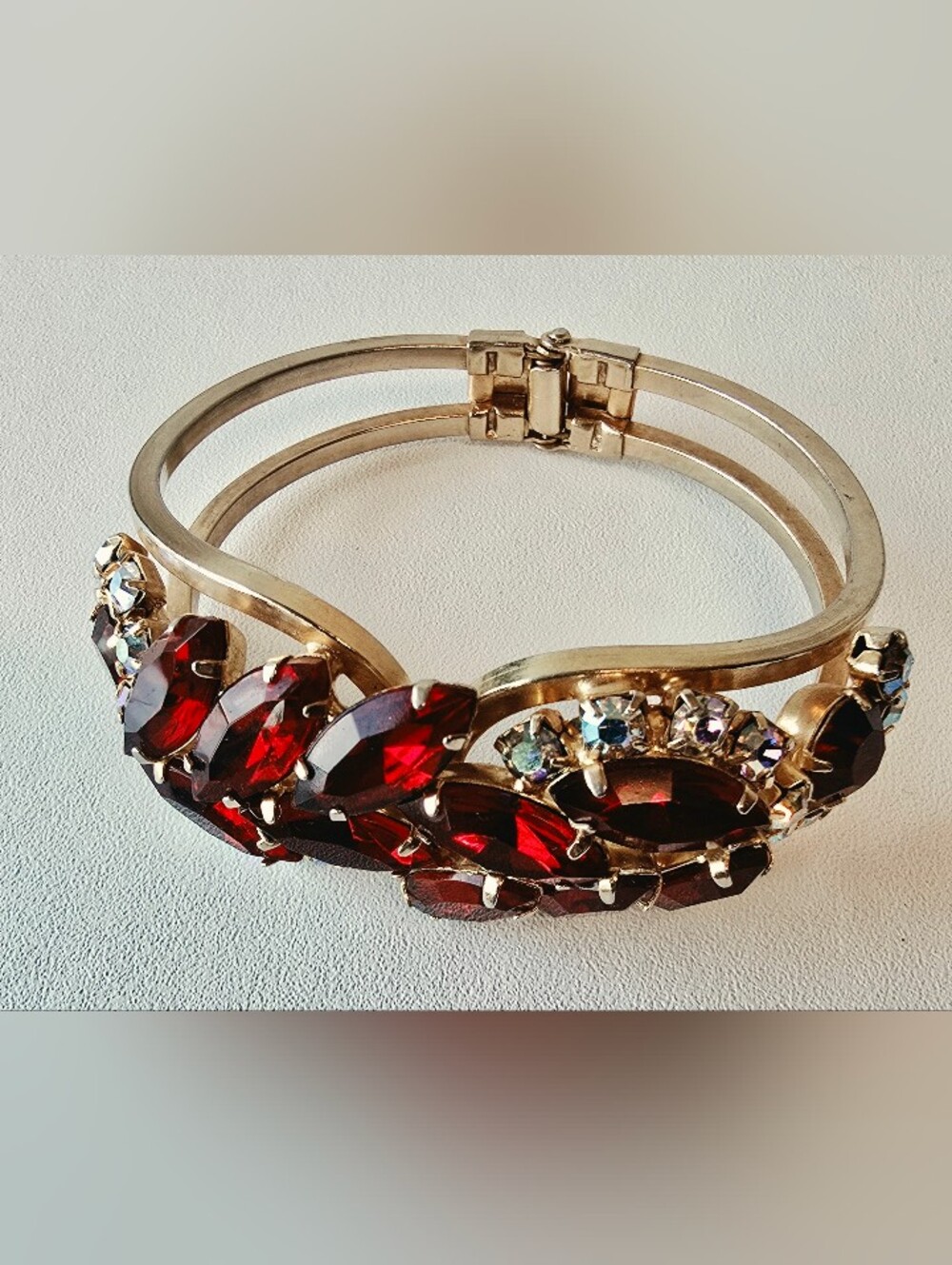 JULIANA Vintage Red Gold-Tone Elegant Clasp Bracelet.